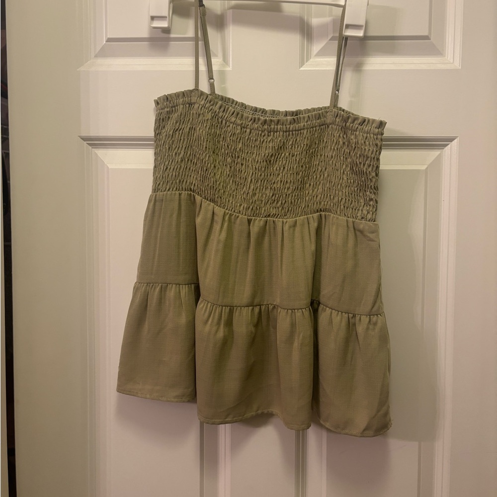 Small green tank